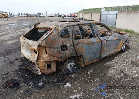 2014 BMW X1 xDrive28I from USA, damaged, VIN WBAVL1C55EVY23475